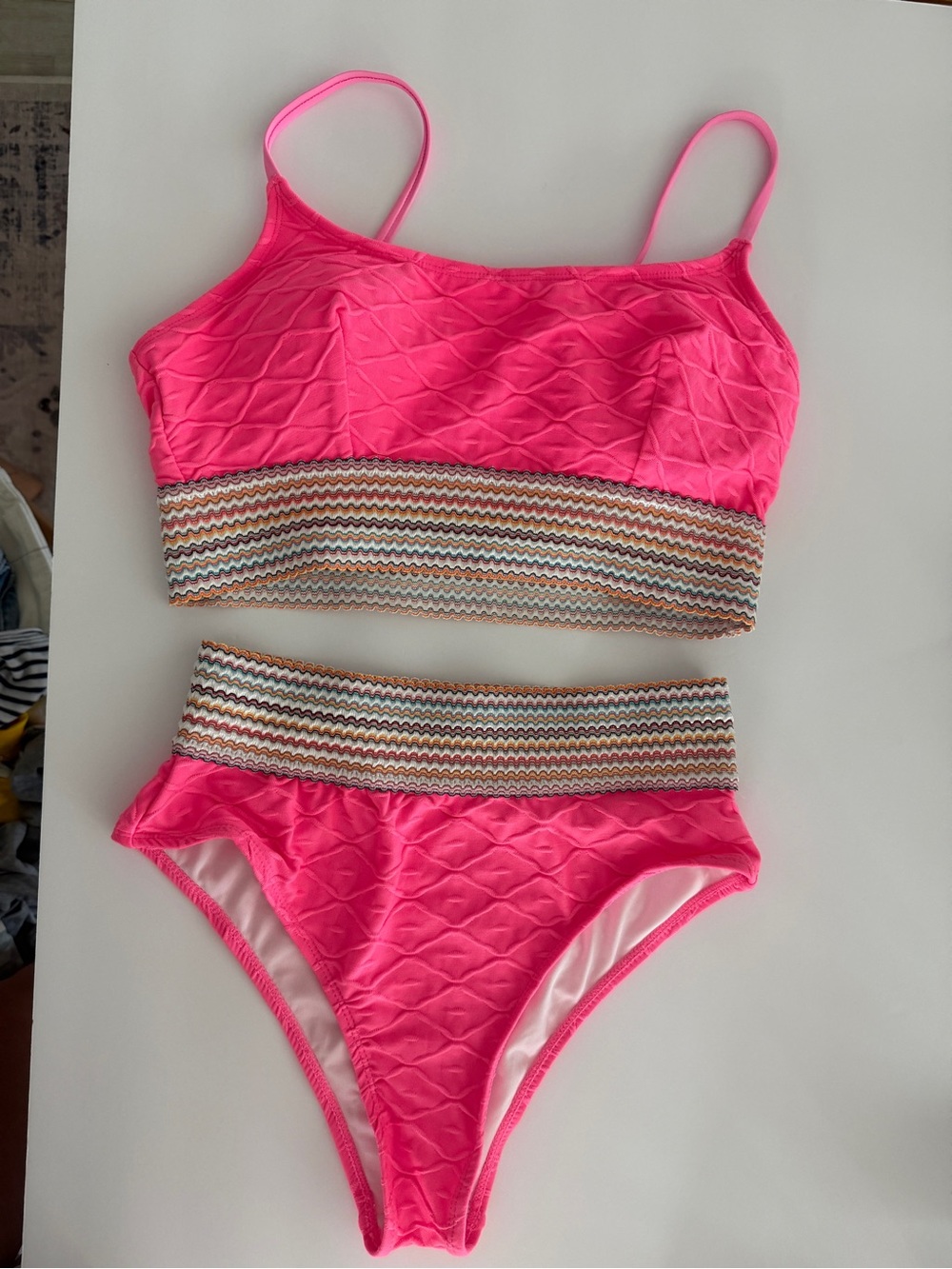 CUPSHE Pink Geo-stitch Scoop Bralette & High Waist Bikini- Medium